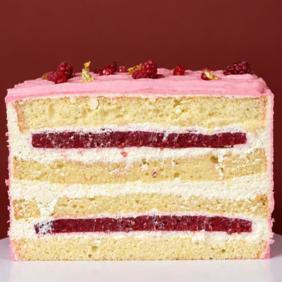 Tort de Vanilie cu Zmeură