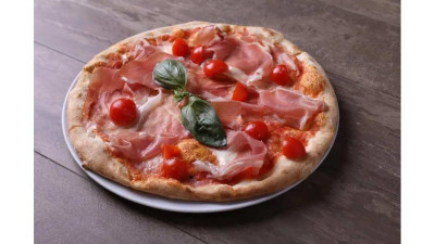 Bufala con Prosciutto di Parma