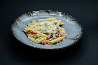Penne Parmigiano e Verdure